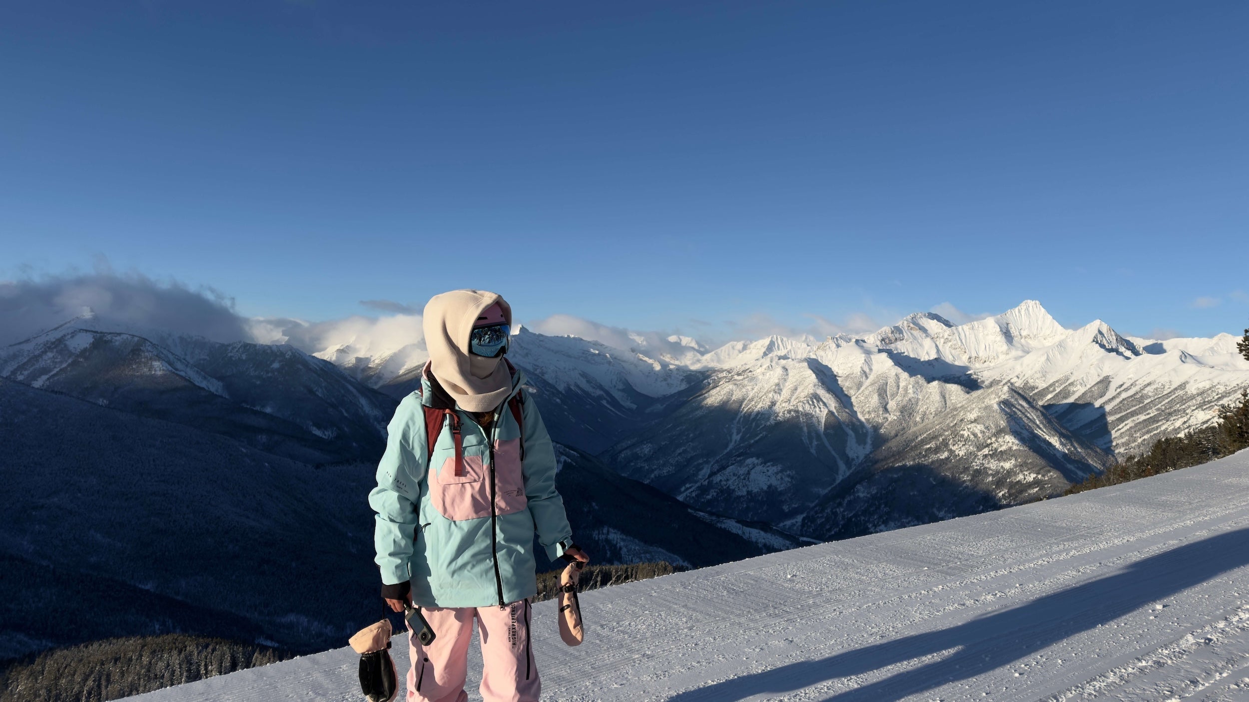 femme top montagne