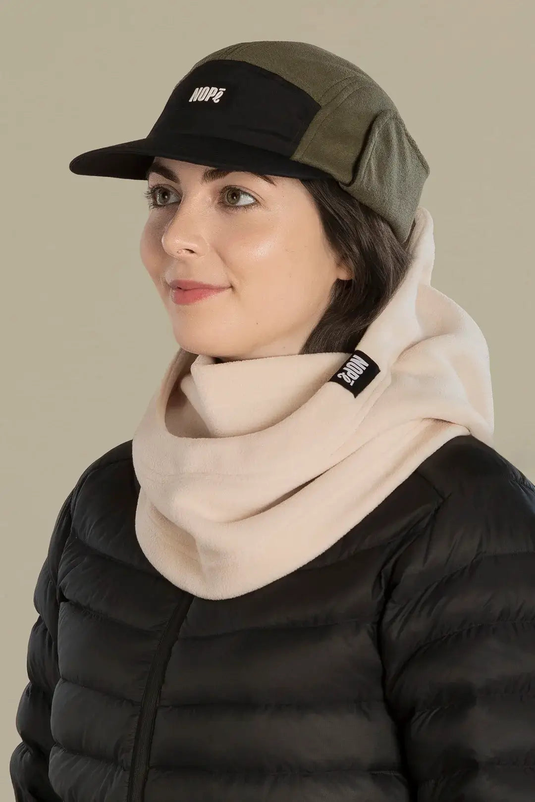 casquette trappeur nopé pour adulte de couleur kaki avec capuche crème