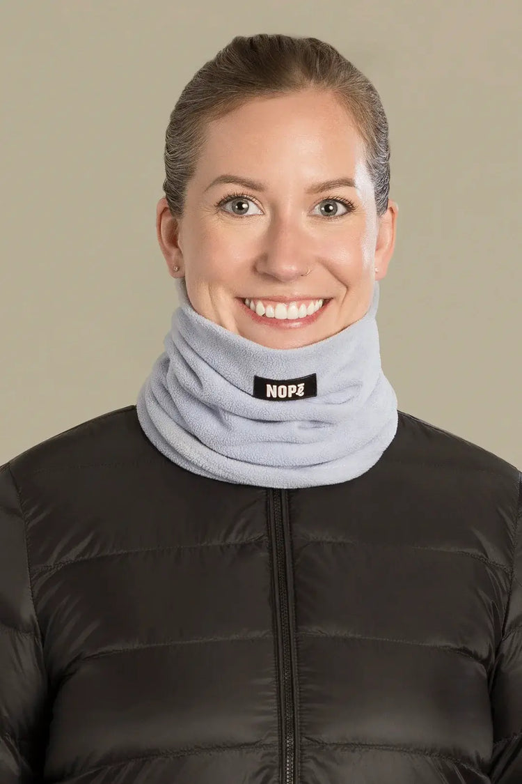 tuque convertible nopé de couleur bleu nuageux