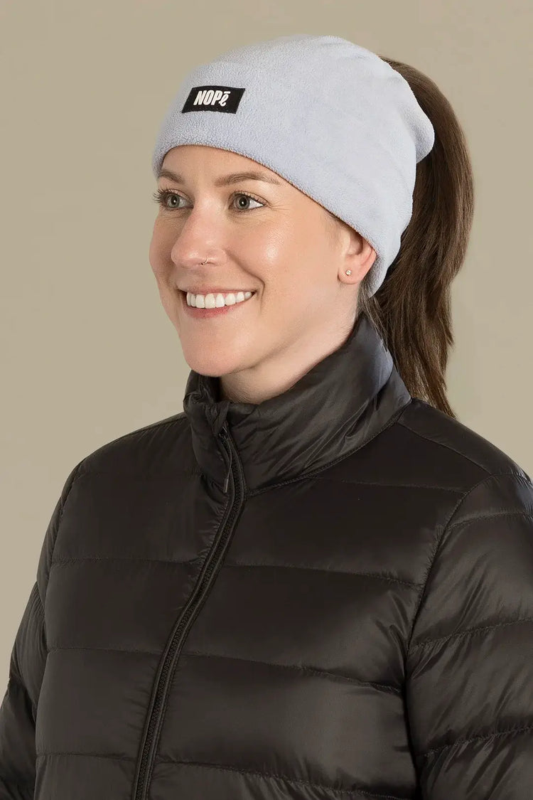 tuque convertible nopé de couleur bleu nuageux