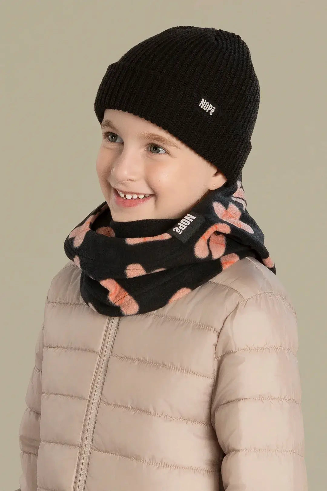 capuche pour enfant nopé de couleur bobo noire avec beanie noir