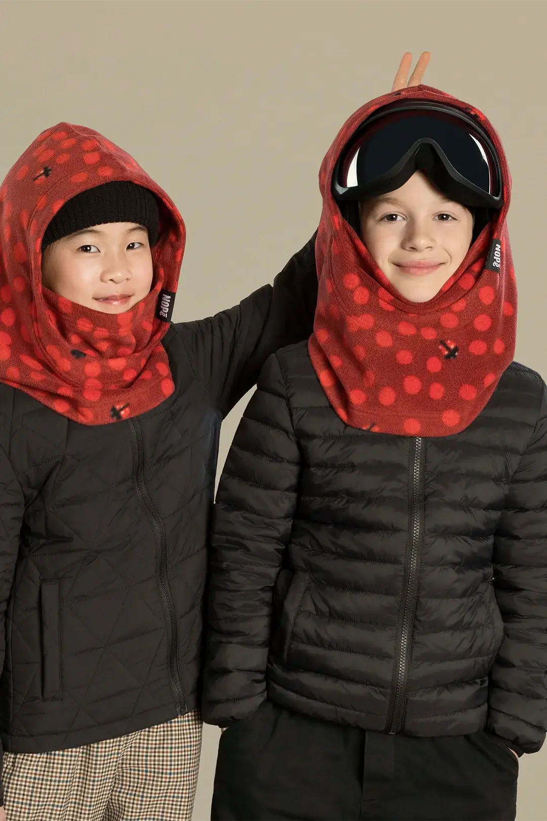 capuche et surcapuche pour enfant nopé de motif coccinelle