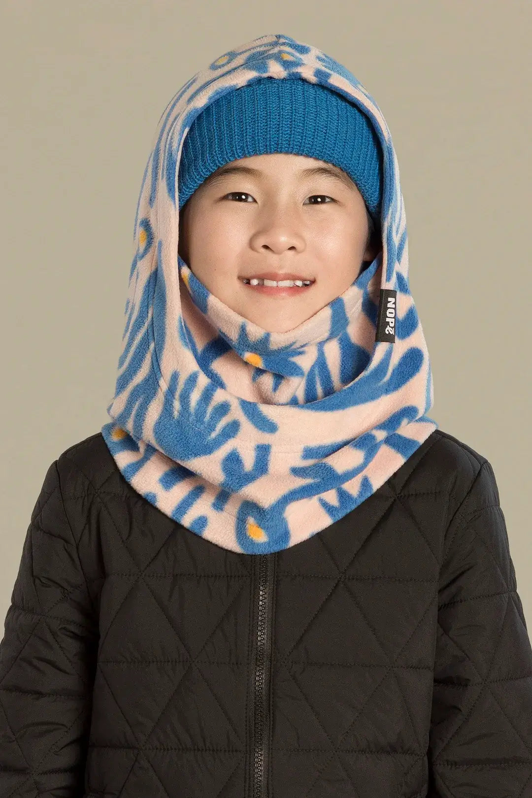 capuche pour enfant nopé de couleur flore bleue avec beanie bleue bleuet
