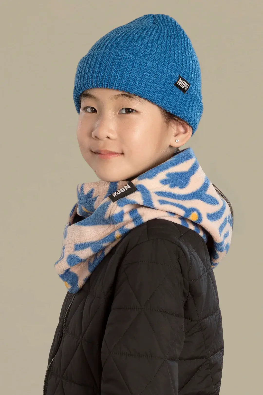capuche pour enfant nopé de couleur flore bleue avec beanie bleue bleuet
