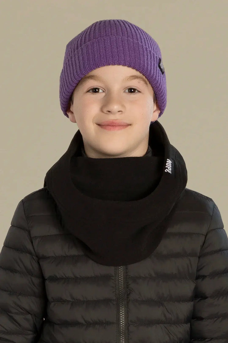 capuche pour enfant nopé de couleur noire avec un beanie couleur raisin