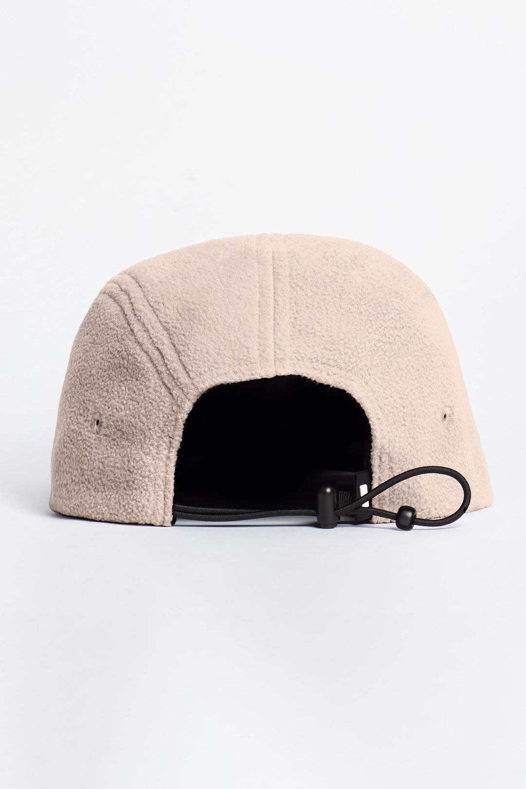 casquette polaire nopé de couleur crème