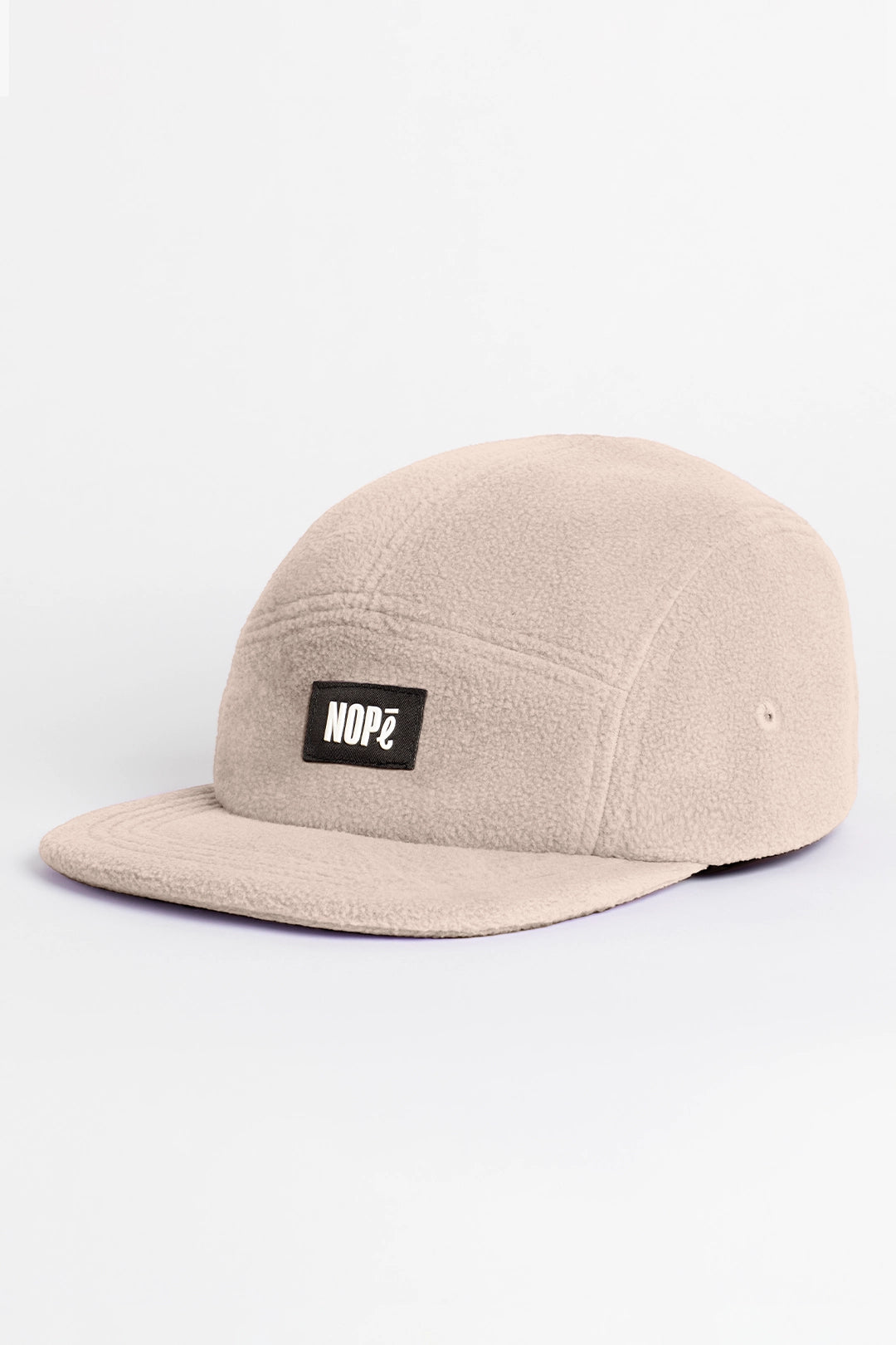 casquette polaire nopé de couleur crème