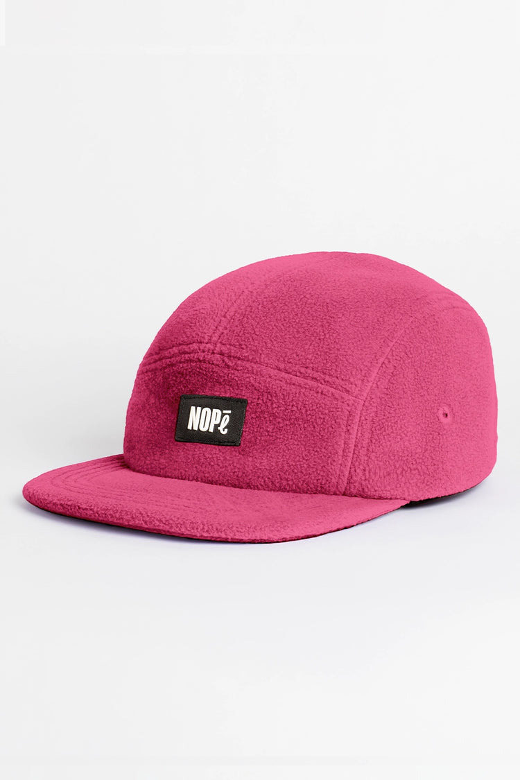casquette polaire nopé de couleur rose néon