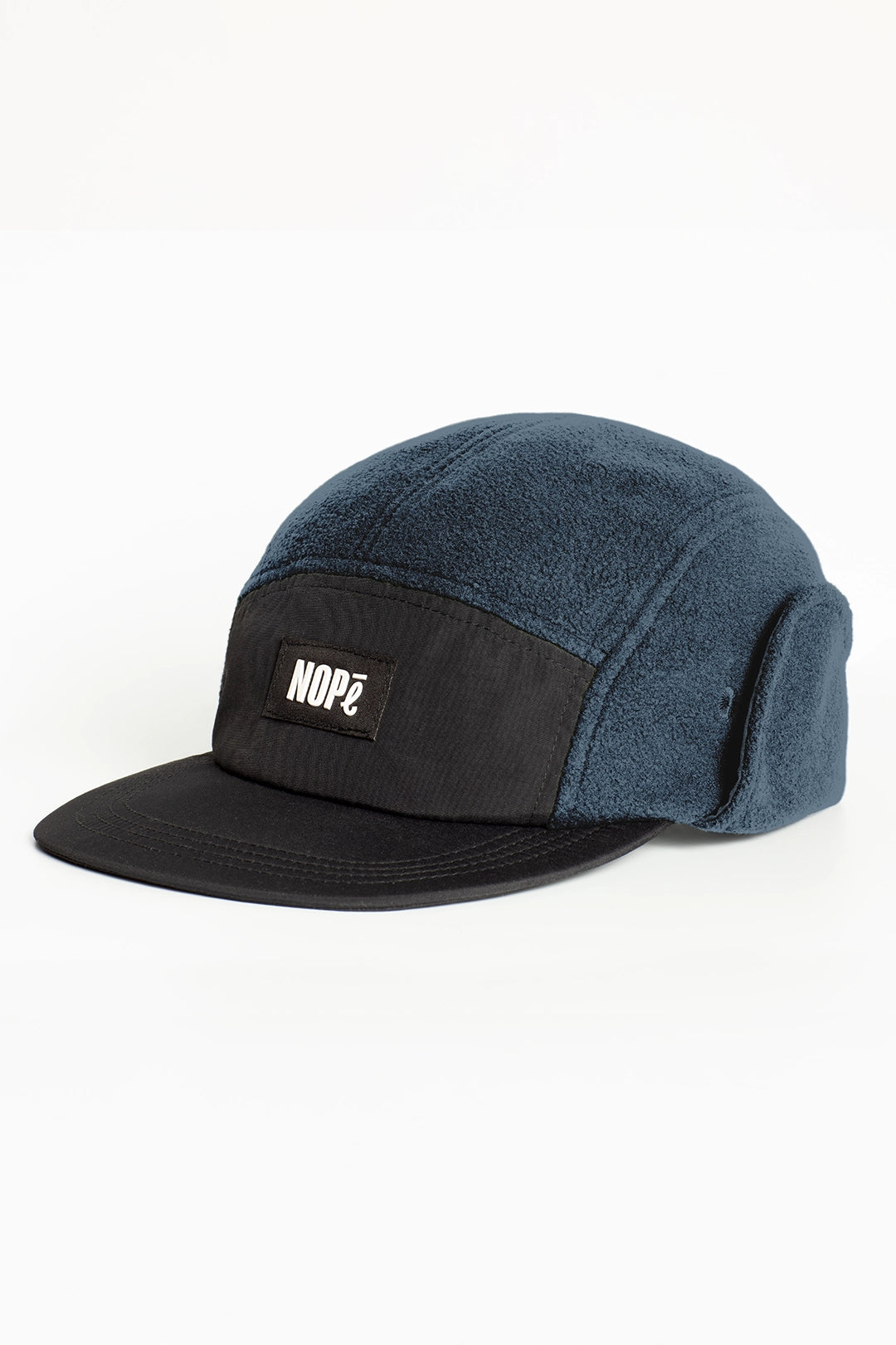 casquette trappeur nopé de couleur cobalt