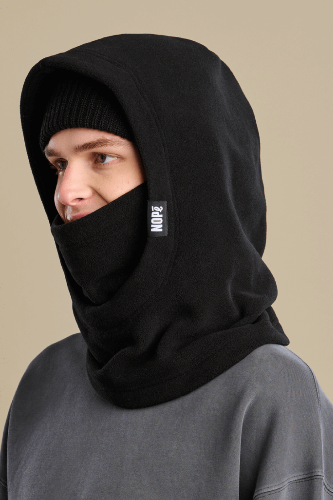 HOOD — BLACK